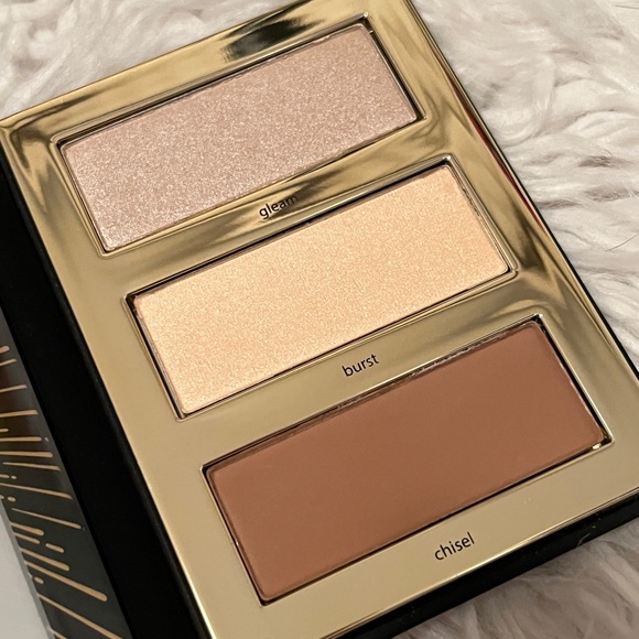 Tarte Tarteist PRO Glow To Go Highlight & Contour Palette - Picture 7 of 7